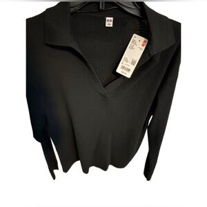 Uniqlo Black V-Neck Light Weight Sweater Top